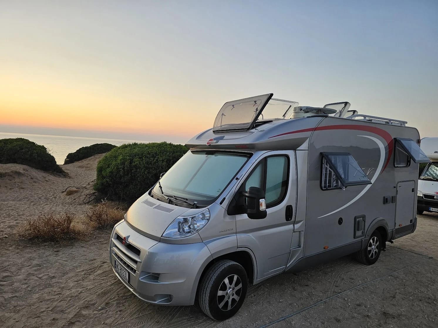 Kamper 3 osobowy, 6.2m, 2012 r 2.3 - 189KM, Bürstner Travel Van T590 G